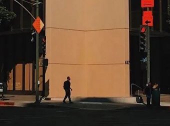 铁饭碗哭了!2021年底前取消事业编制:时代抛弃你,连声招呼都不会打